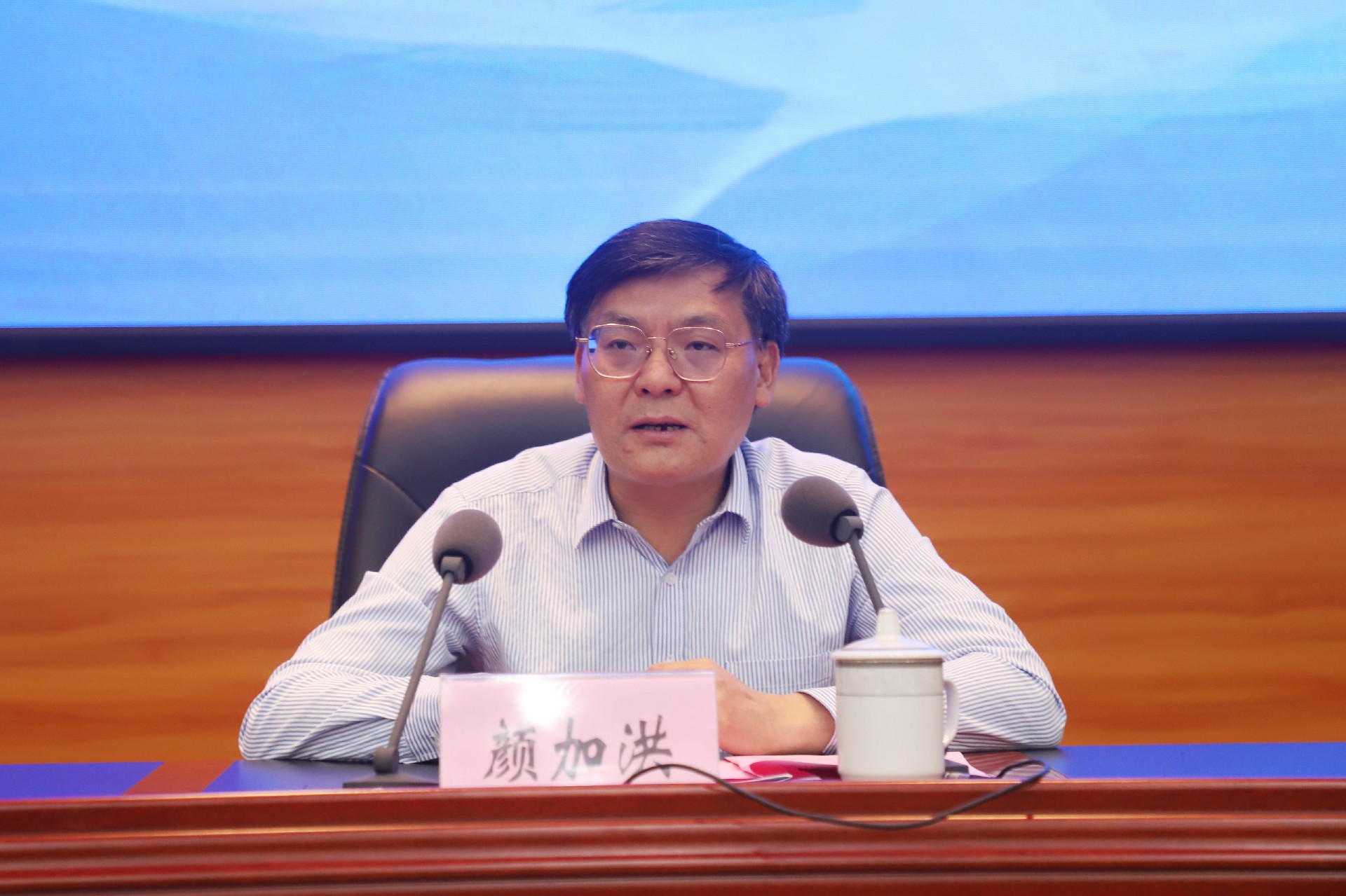 出席领导 (1).JPG